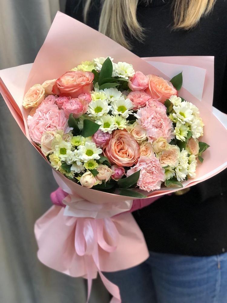 Букет цветов из: Гвоздики, Розы и Хризантемы в Верхнем Мамоне