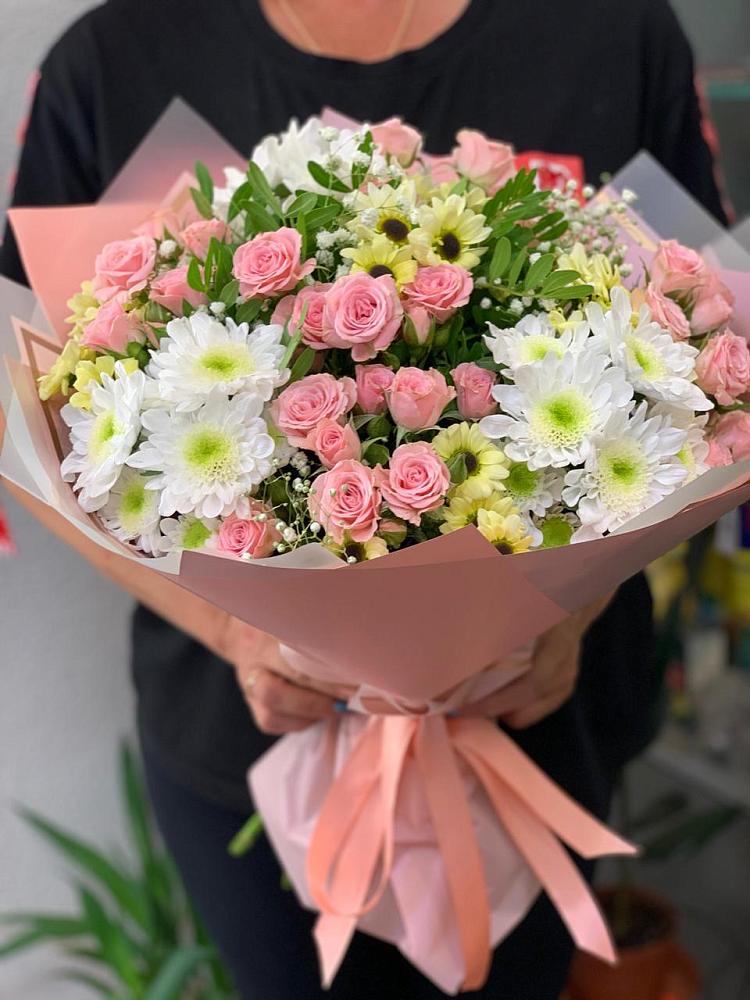 Букет цветов из: Розы и Хризантемы в Верхнем Мамоне