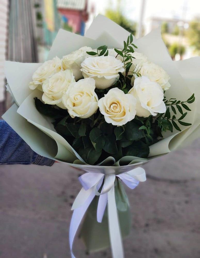 Букет Белые розы Проуд в Верхнем Мамоне