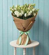 Букет цветов из:  Лизиантусы в Верхнем Мамоне