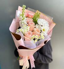 Букет цветов из:  Хризантемы и Розы в Верхнем Мамоне