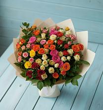 Букет Микс из разноцветных кустовых роз в Верхнем Мамоне
