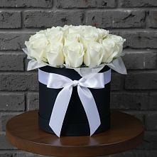 Цветочная композиция из Розы в шляпной коробке в Верхнем Мамоне